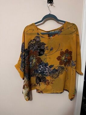 Floral Mustard Short-Sleeve Blouse